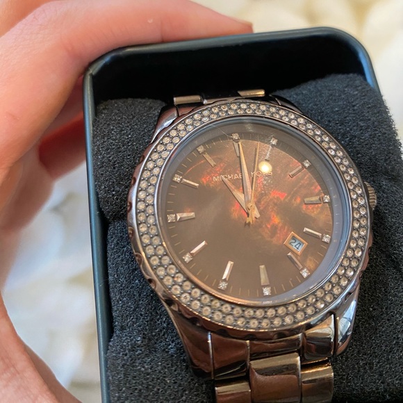 MICHAEL KORS WATCH - Picture 4 of 4